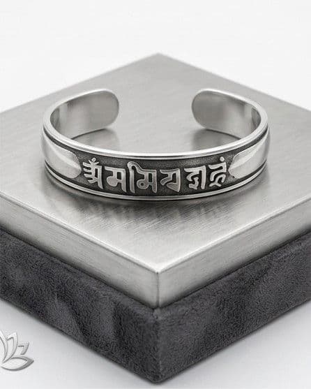 BANGLE